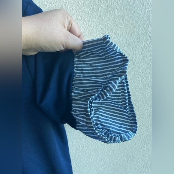 Pleione navy top - Picture 2 of 5